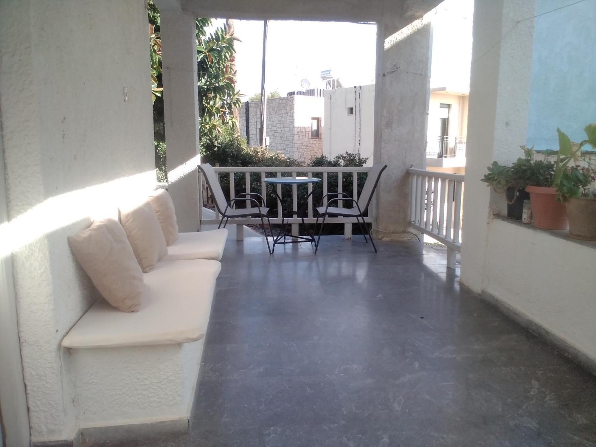 President Guest House Keratokampos Exterior foto